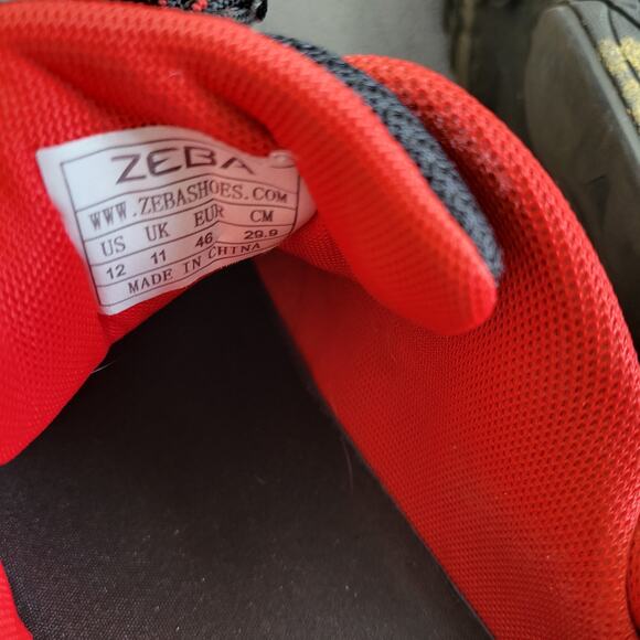 COSMIC BLACK ZEBA Sneaker Shoes Mens Size 12 Hands Free Slip On Tie Once Red - Picture 11 of 11